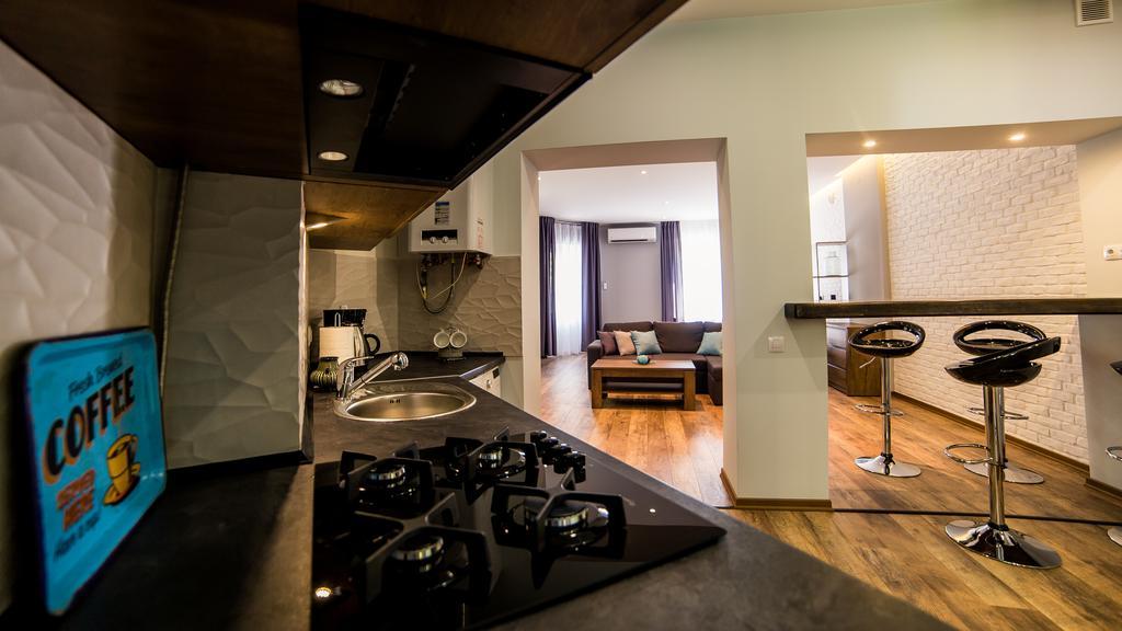Foxy Lviv Apartamento Exterior foto